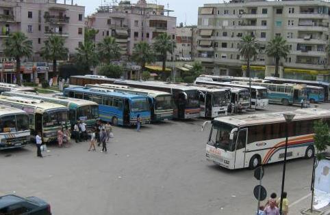 Transporti Nderqytetas 2 kerkesa per qeverine: Rrezikohet rritja e cmimit te biletes